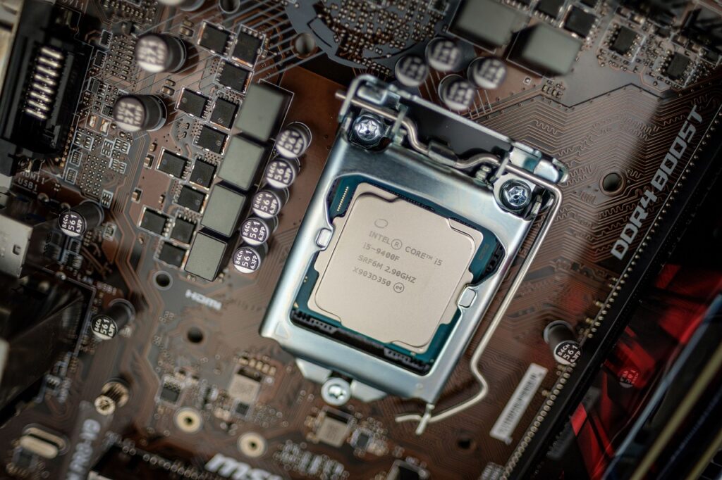 インテル AI CPU Xeon 6 Gaudi 3