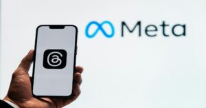 Meta、小規模AI開発に舵を切る